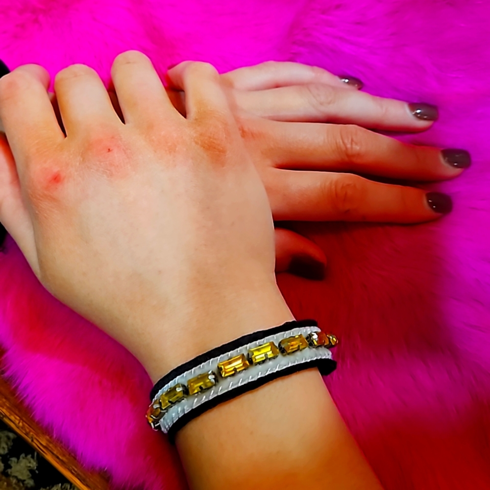 NWT JUICY COUTURE SNAP BRACELET Vintage 2000s